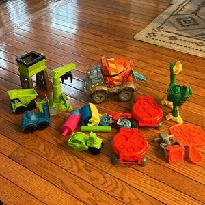 Play-doh bundle of toys